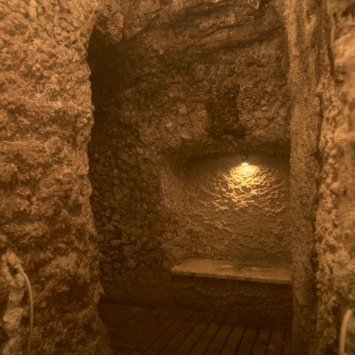 Terme dei Papi grotto